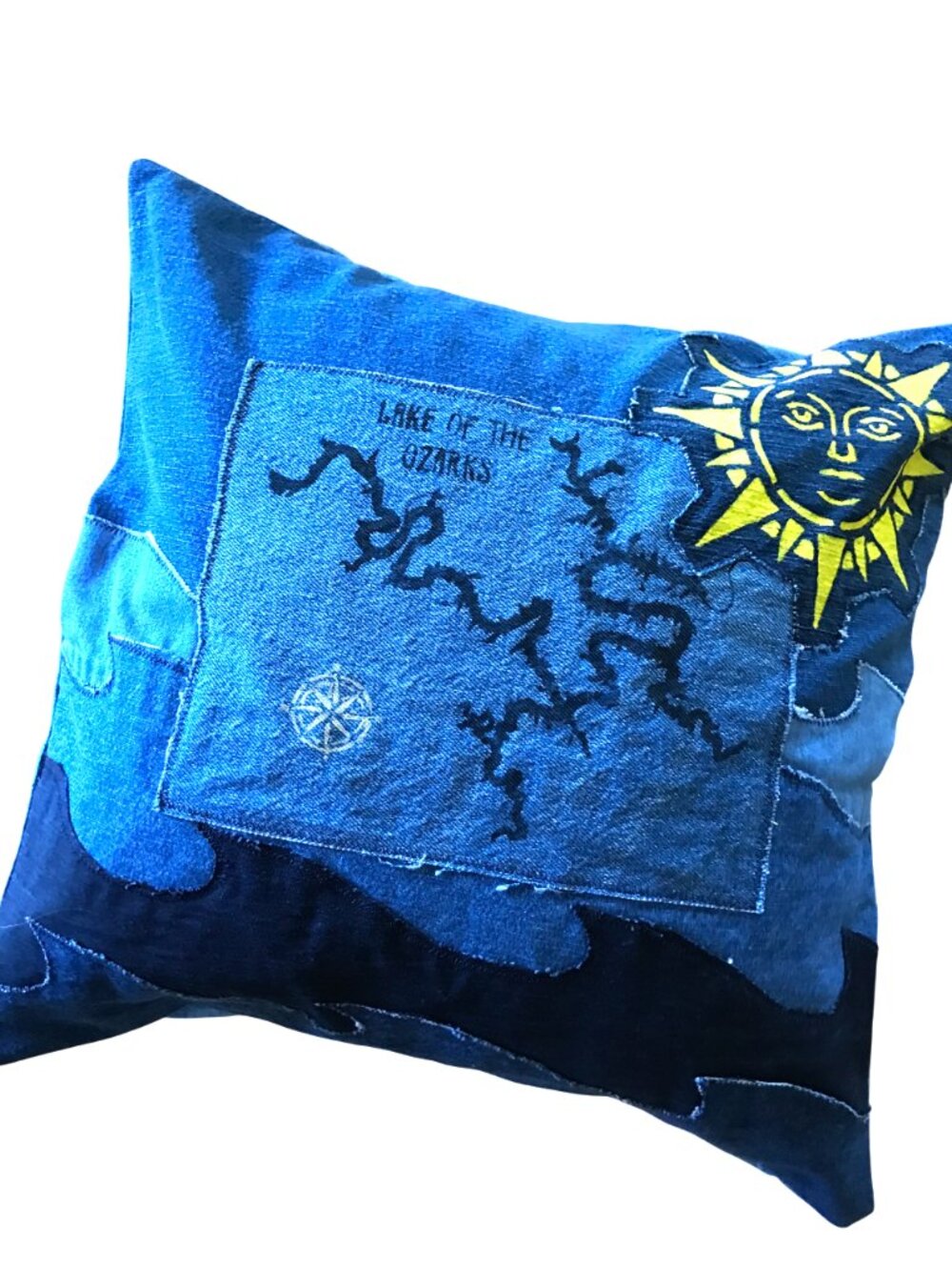 Lake of Ozarks Pillow Cover 18 x 18 Lakehouse Cabin Décor Boating Fishing Waves